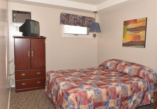 Thunderhill Motel And Suites Swan River Экстерьер фото